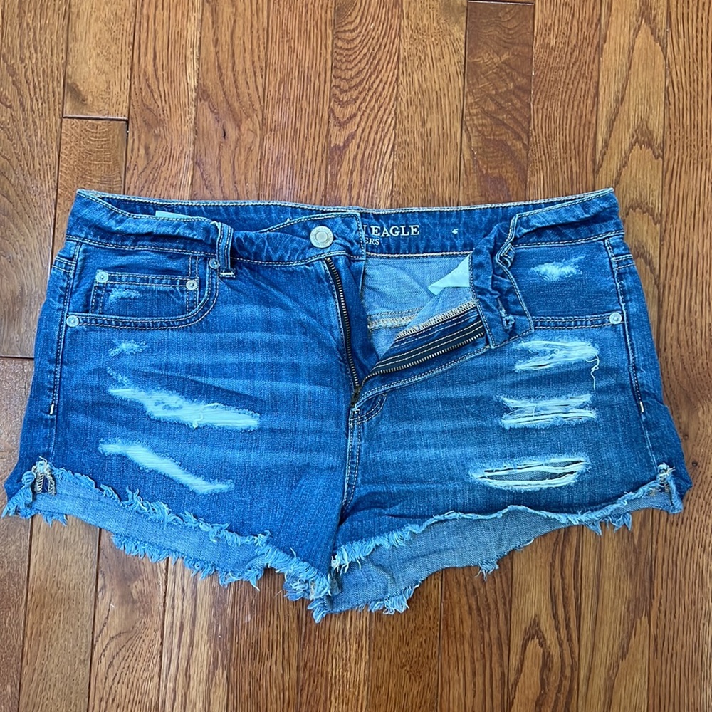 AE HIGH WAISTED DENIM SHORTS